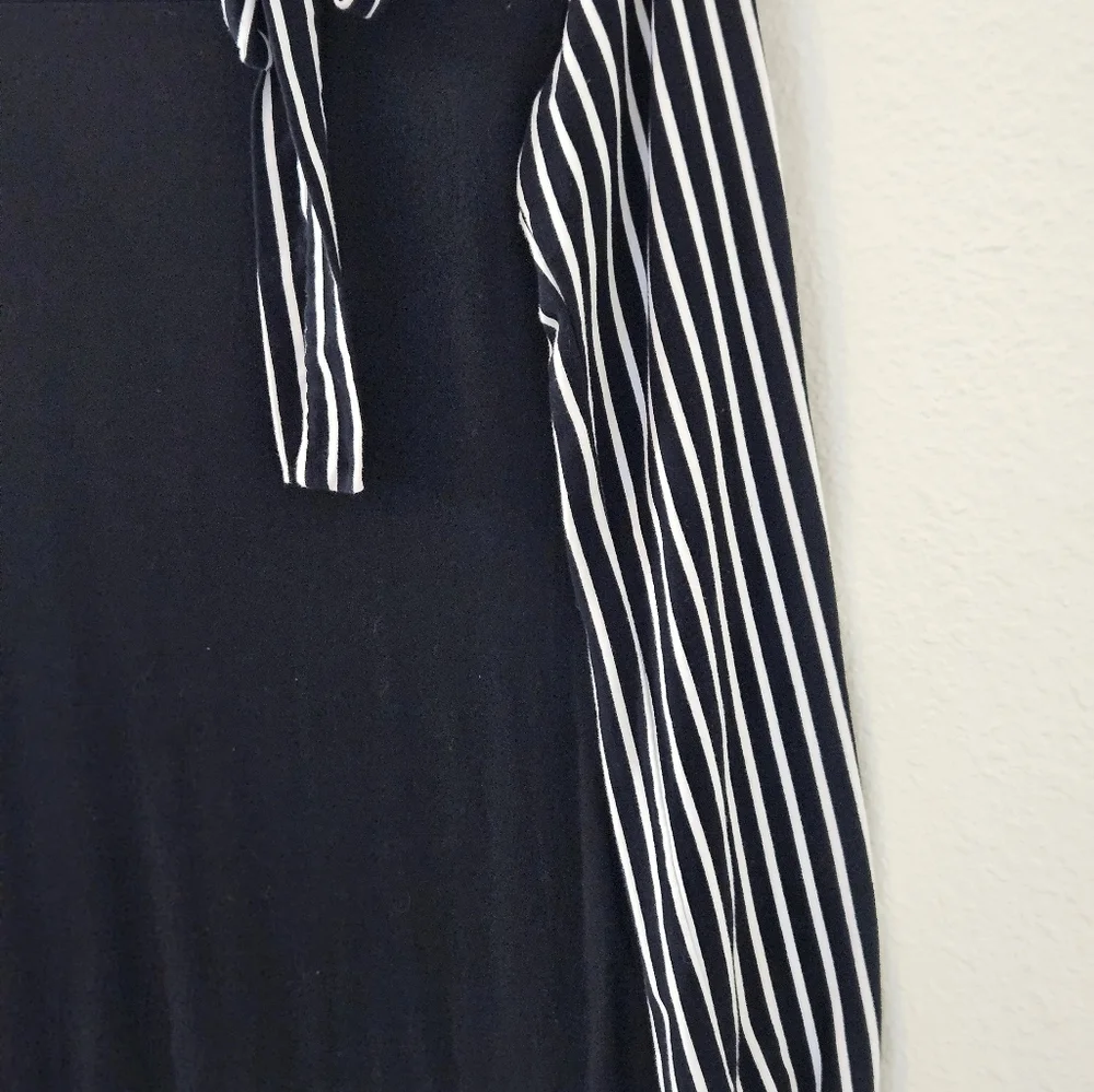 Women's Longsleeve Pullover Black & White Top by Zeagoo. Size M, 100% polyester. - Picture 9 of 10